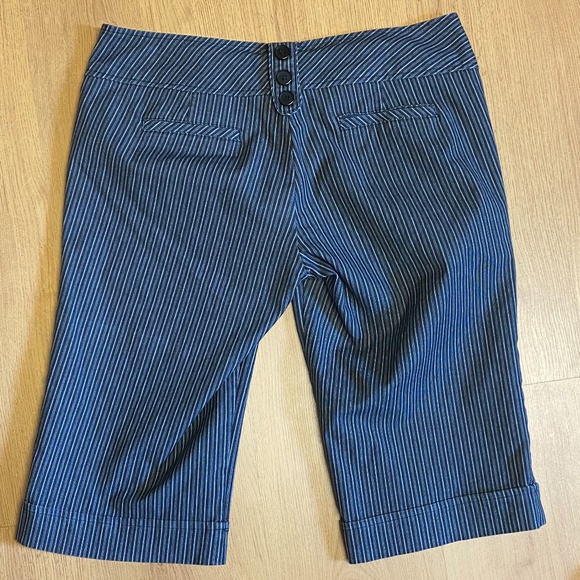 Joe Benbasset Bermuda shorts - Picture 2 of 6